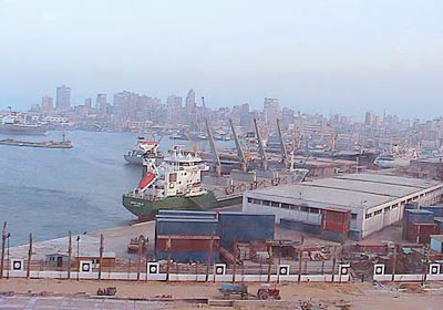 سقوط الأمطار يتسبب في إغلاق بوغاز وميناء البرلس بكفر الشيخ_أرشيفية